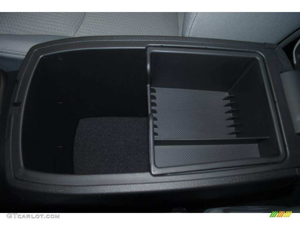 2011 Sorento LX - Titanium Silver / Gray photo #36