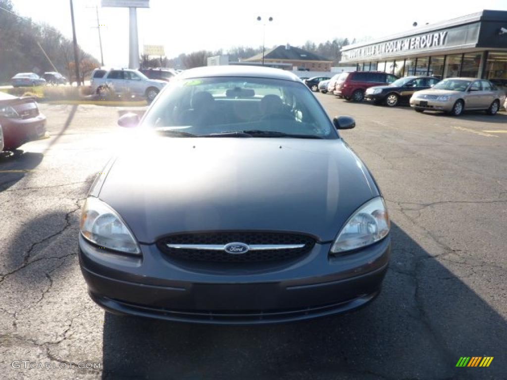 2002 Taurus SE - Dark Shadow Grey Metallic / Medium Graphite photo #6