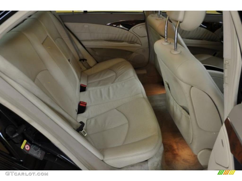 Stone Interior 2005 Mercedes-Benz E 500 4Matic Sedan Photo #41413063