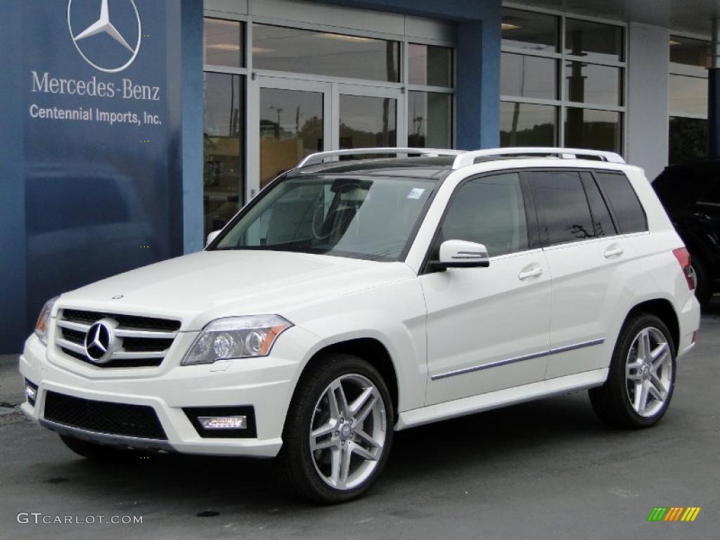 Arctic White Mercedes-Benz GLK