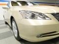 Golden Almond Metallic - ES 350 Photo No. 3