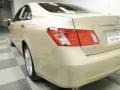 Golden Almond Metallic - ES 350 Photo No. 10