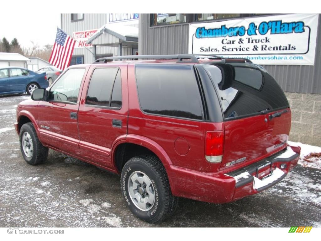 2002 Blazer LS 4x4 - Victory Red / Medium Gray photo #10