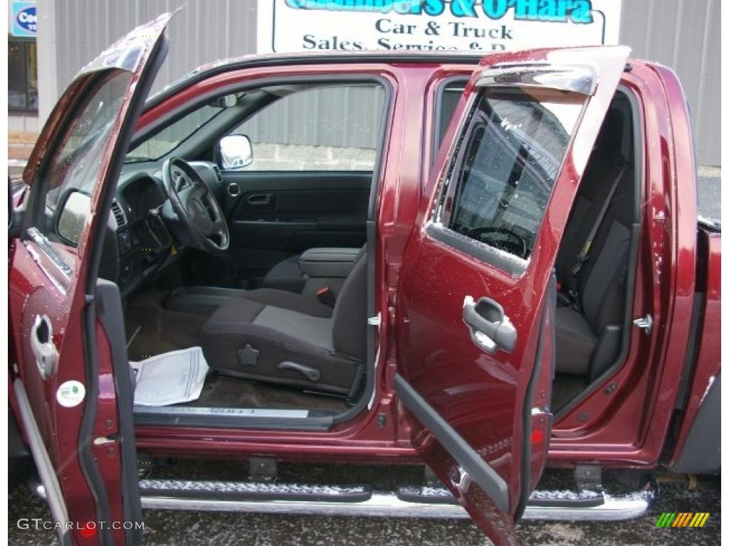 2007 Colorado LT Crew Cab 4x4 - Deep Ruby Red Metallic / Very Dark Pewter photo #5
