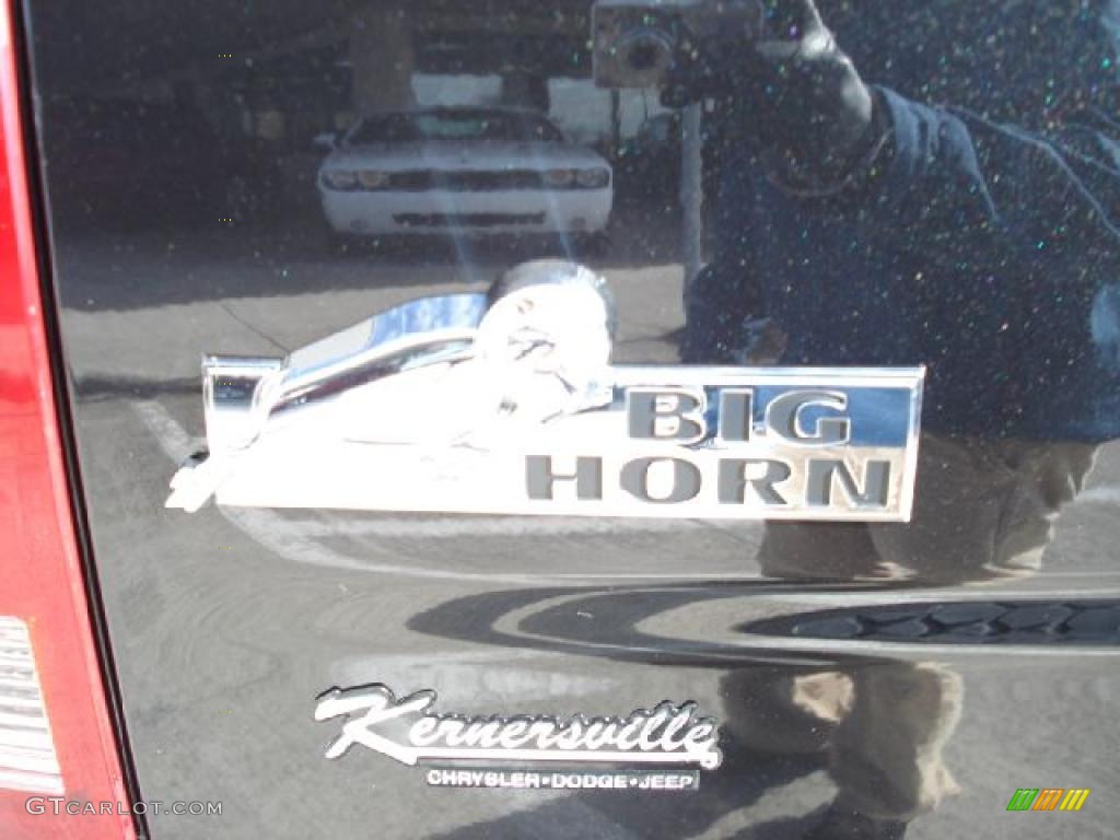 2011 Ram 1500 Big Horn Crew Cab - Brilliant Black Crystal Pearl / Dark Slate Gray/Medium Graystone photo #15