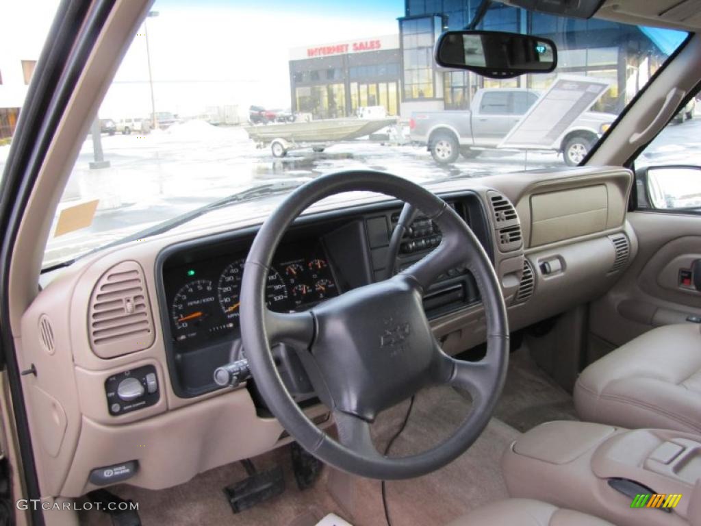 1999 Tahoe LT 4x4 - Sunset Gold Metallic / Neutral photo #7