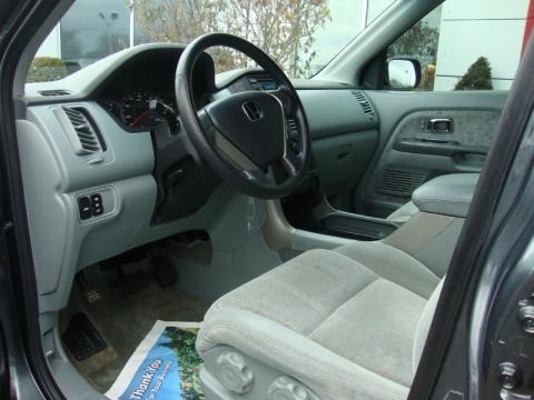 2005 Honda Pilot Interior. 2005 Honda Pilot LX 4WD