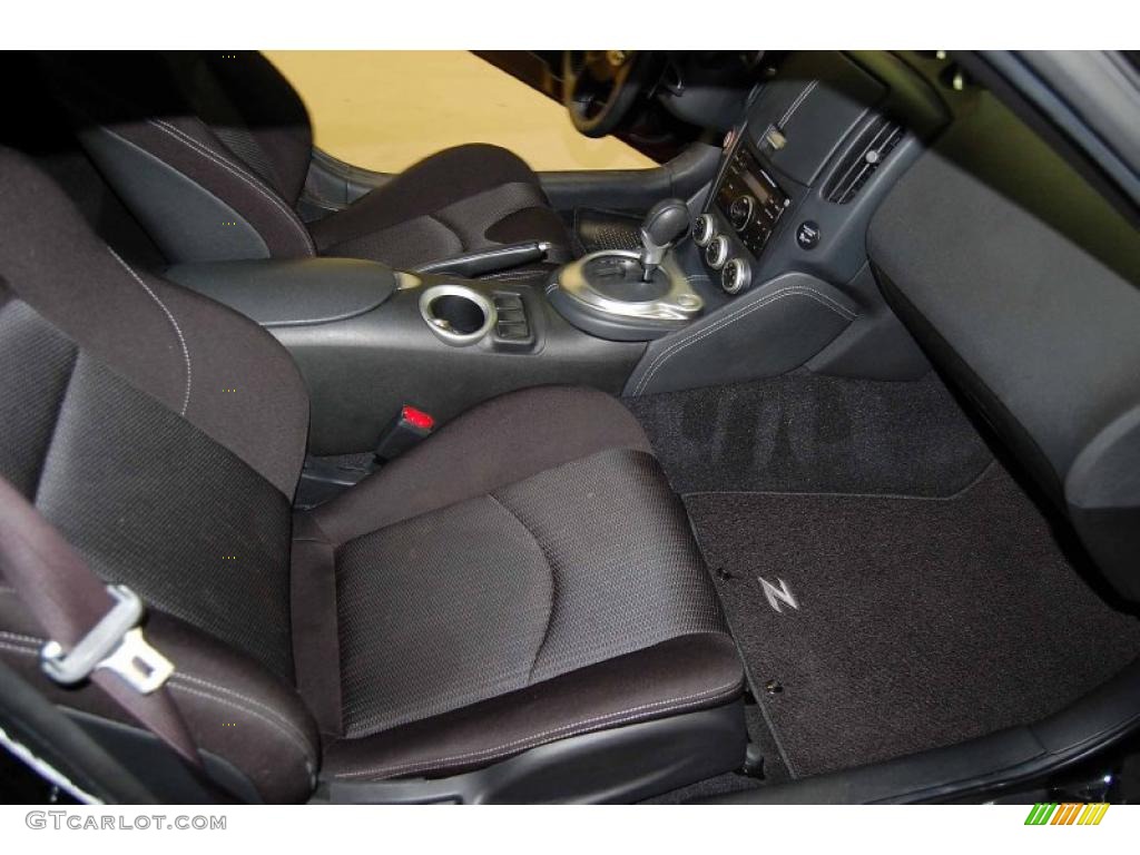 2010 370Z Sport Coupe - Magnetic Black / Gray Leather photo #15