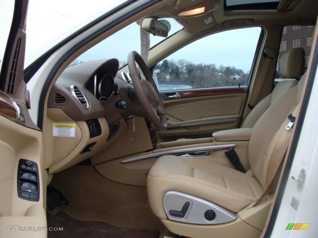 Cashmere Interior 2009 Mercedes-Benz ML 320 BlueTec 4Matic Photo #41427011