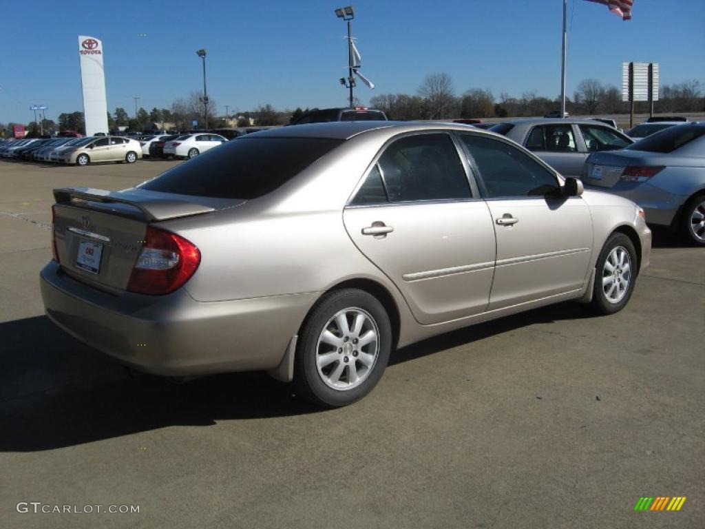 2003 Camry XLE - Desert Sand Mica / Taupe photo #7