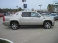 Quicksilver - Escalade EXT AWD Photo No. 4