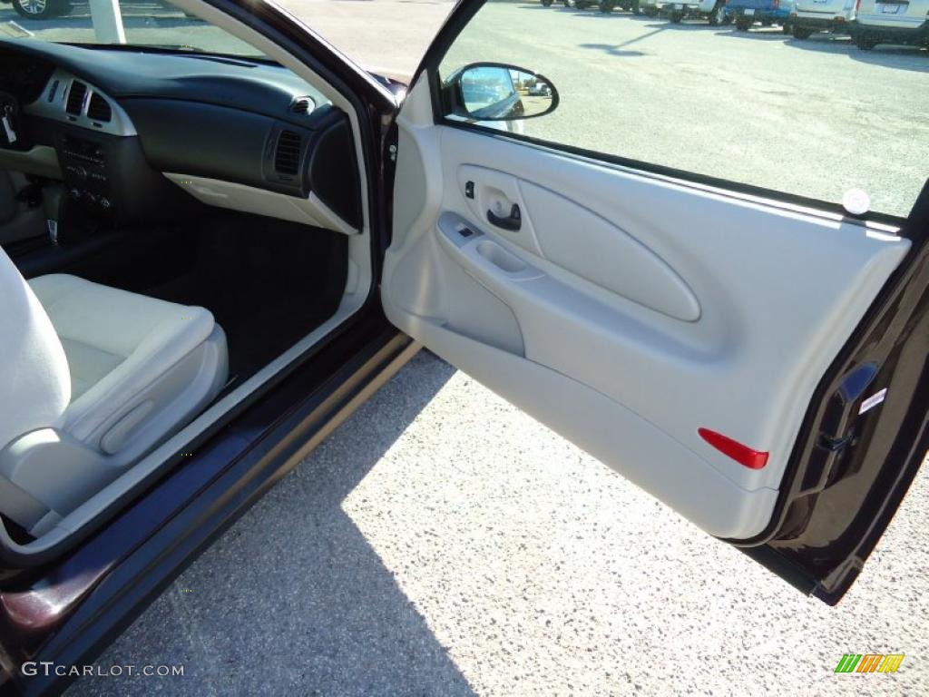 2007 Chevrolet Monte Carlo LS Gray Door Panel Photo #41433903