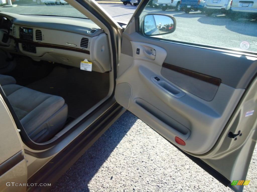 2004 Impala  - Sandstone Metallic / Neutral Beige photo #18