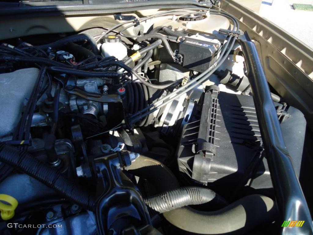 2004 Impala  - Sandstone Metallic / Neutral Beige photo #26