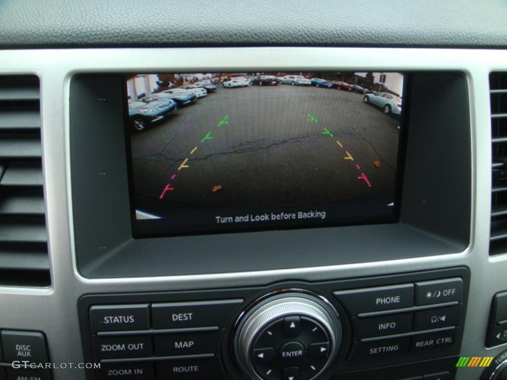 2010 Infiniti QX 56 4WD Controls Photo #41444259