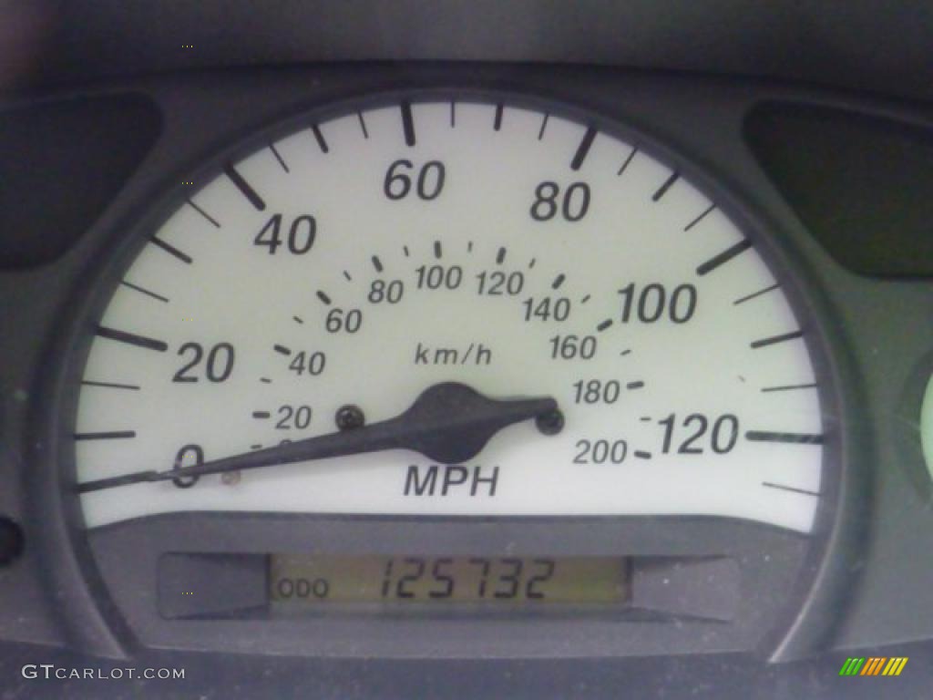 2000 ECHO Sedan - Absolutely Red / Shadow Gray photo #20