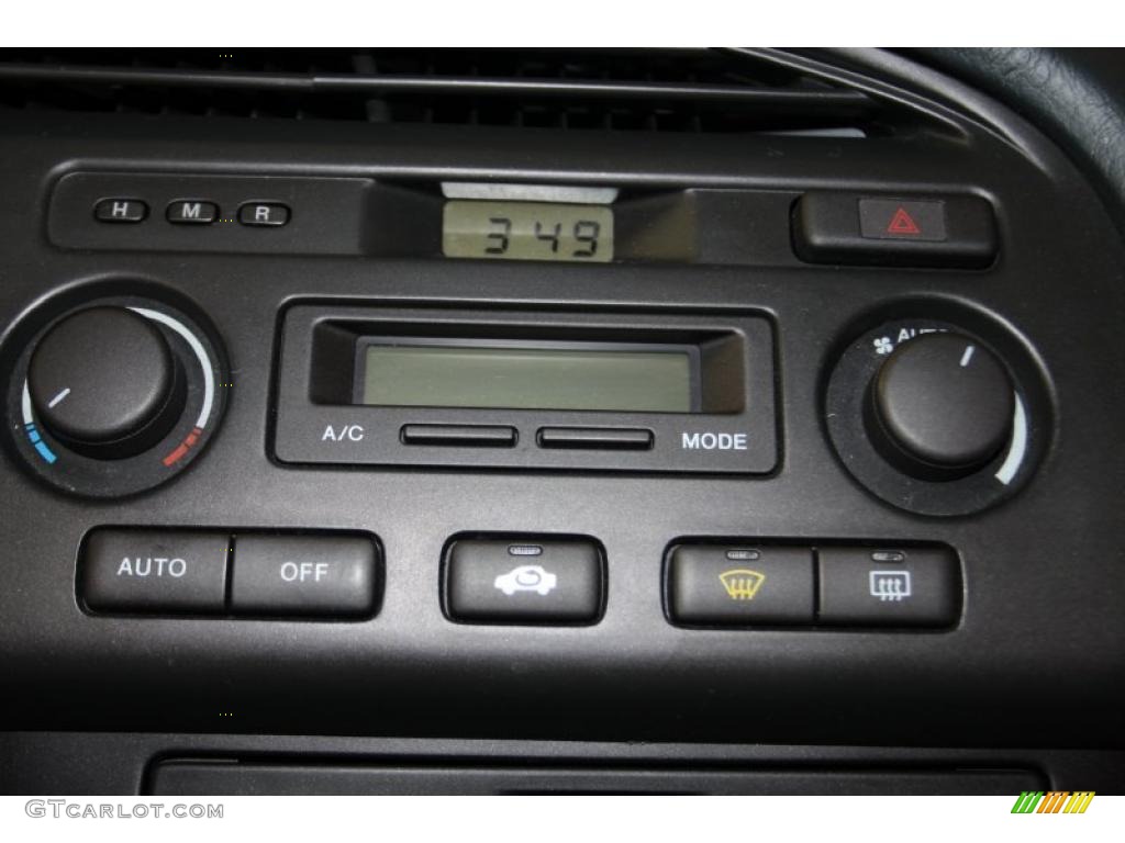 2001 Acura TL 3.2 Controls Photo #41446063