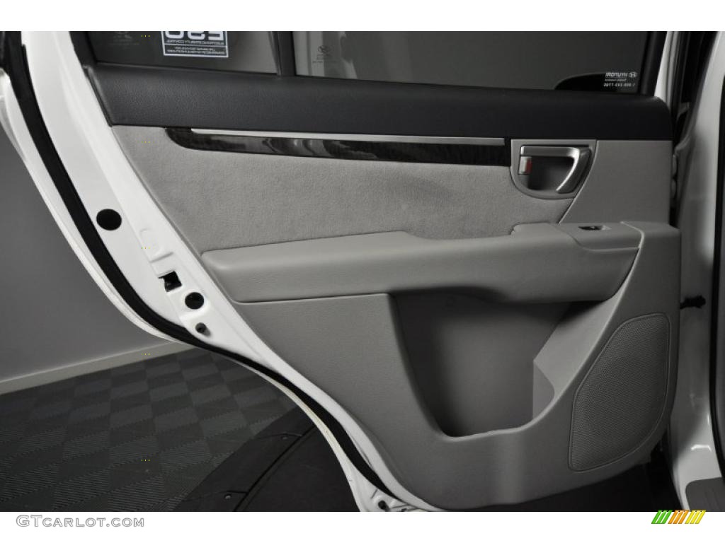 2008 Hyundai Santa Fe SE 4WD Gray Door Panel Photo #41447223