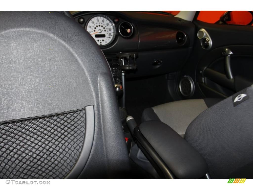 2005 Cooper S Hardtop - Hyper Blue Metallic / Space Grey/Panther Black photo #25