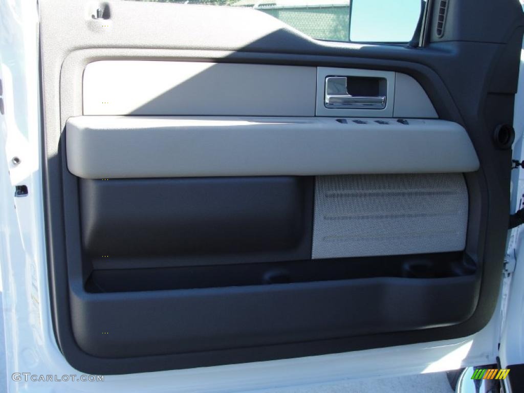 2010 F150 XLT SuperCrew 4x4 - Oxford White / Medium Stone photo #22