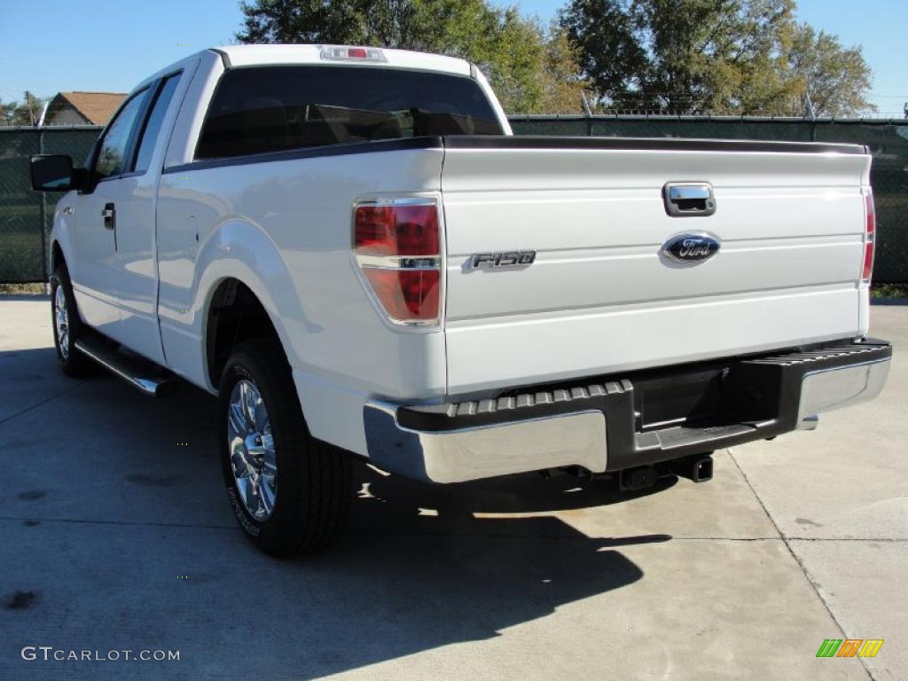 2010 F150 XLT SuperCab - Oxford White / Medium Stone photo #5