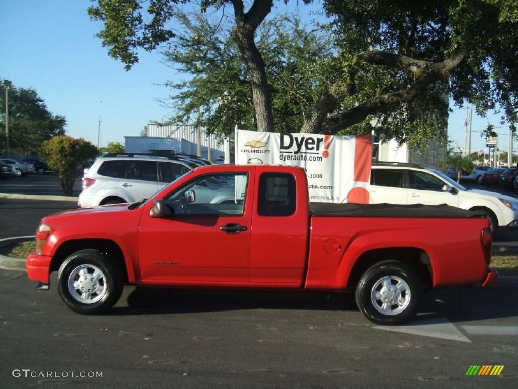 2005 Colorado LS Extended Cab - Victory Red / Medium Dark Pewter photo #3