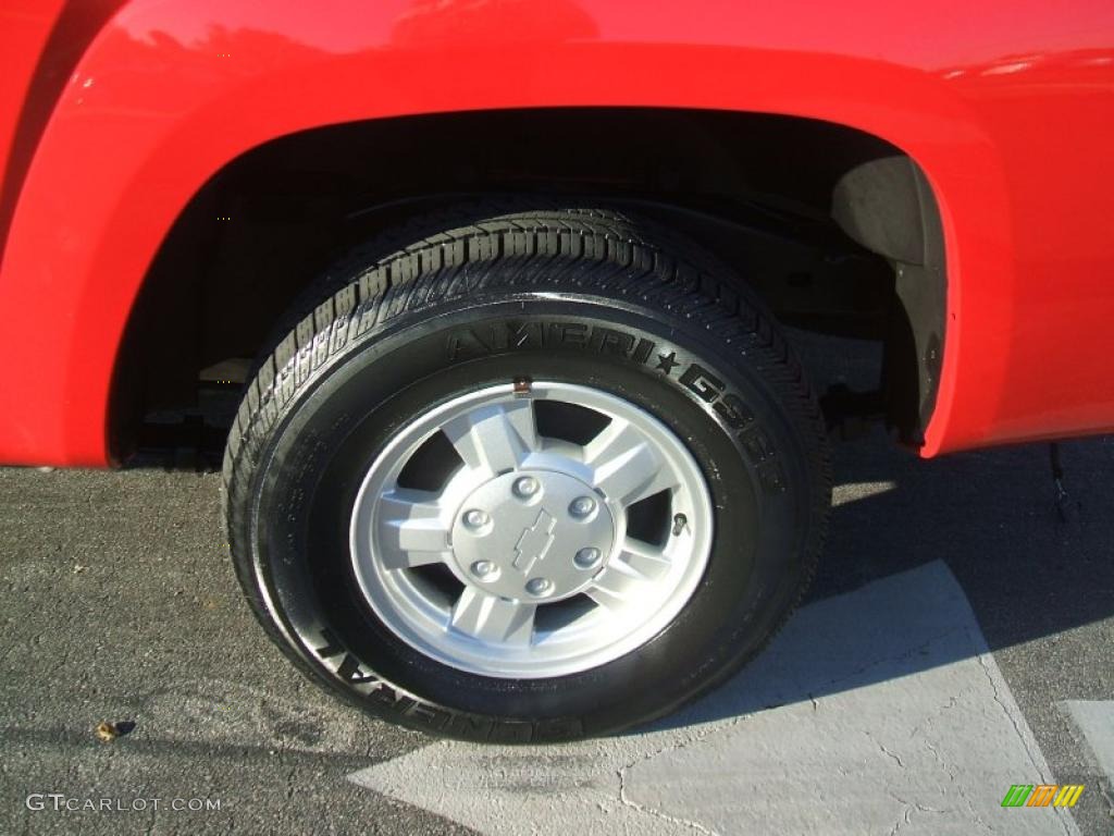 2005 Colorado LS Extended Cab - Victory Red / Medium Dark Pewter photo #6