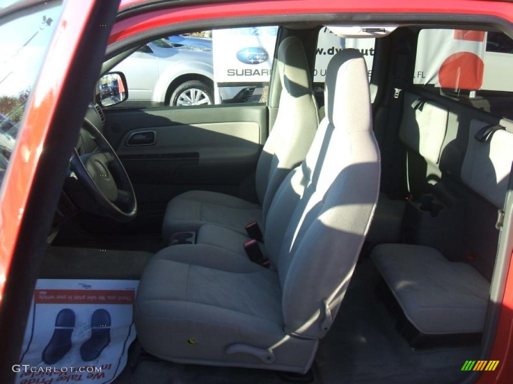 2005 Colorado LS Extended Cab - Victory Red / Medium Dark Pewter photo #9