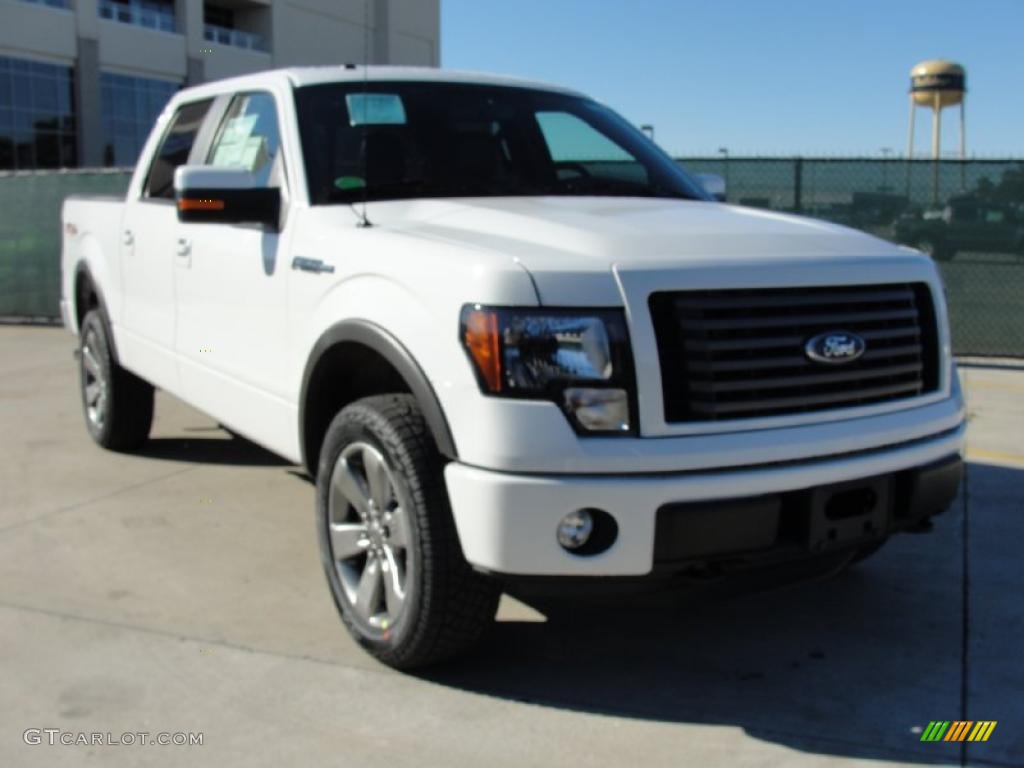 2011 F150 FX4 SuperCrew 4x4 - Oxford White / Black photo #1