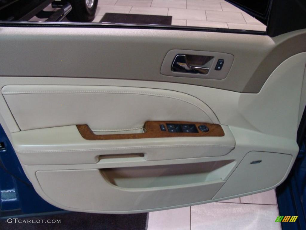 2009 Cadillac STS 4 V6 AWD Cashmere Door Panel Photo #41449855