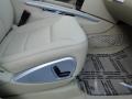 Arctic White - ML 350 Photo No. 25
