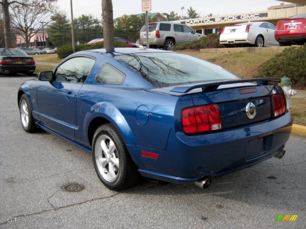 2008 Mustang GT Deluxe Coupe - Vista Blue Metallic / Light Graphite photo #2