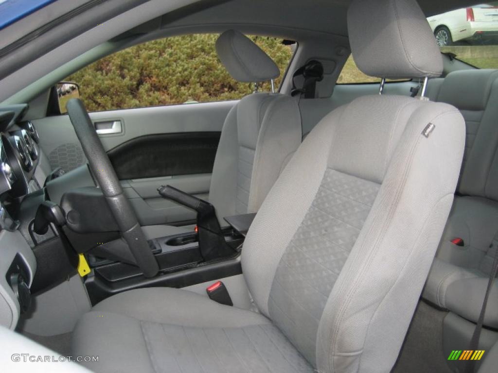 Light Graphite Interior 2008 Ford Mustang GT Deluxe Coupe Photo #41452219