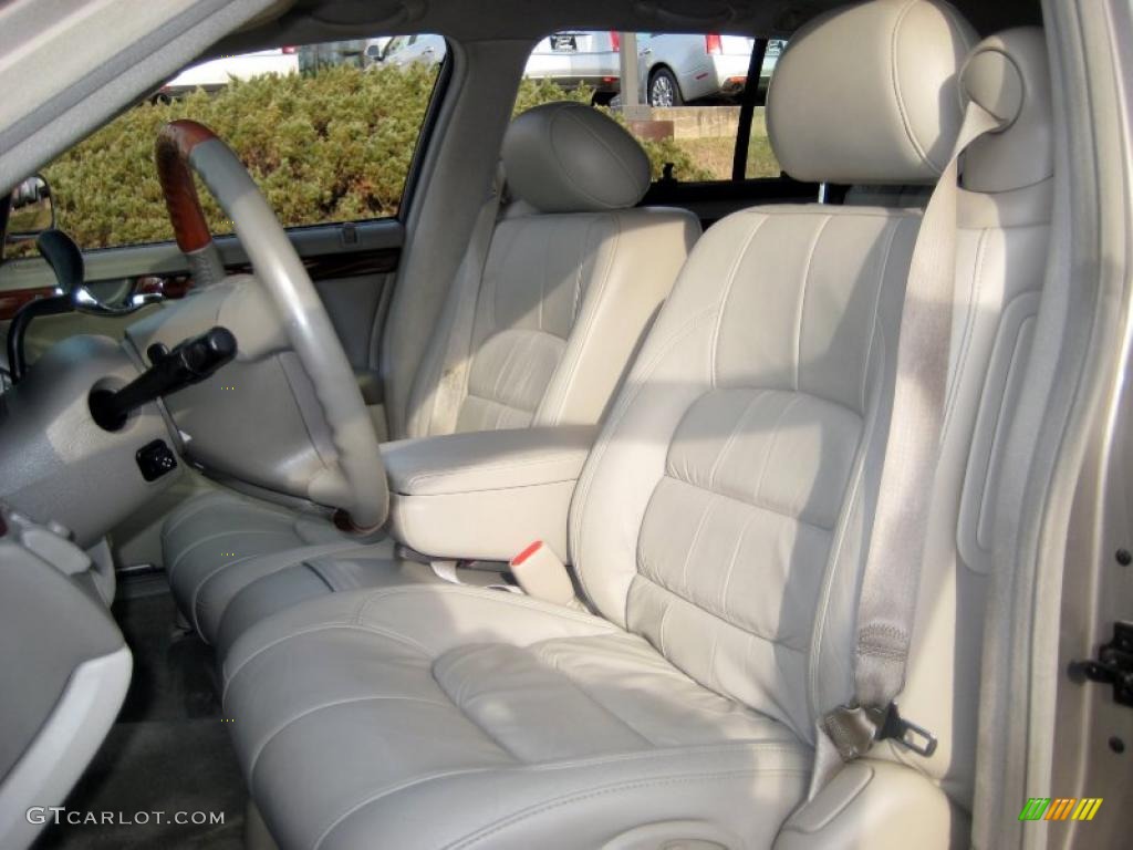 Oatmeal Interior 2001 Cadillac DeVille DHS Sedan Photo #41452531