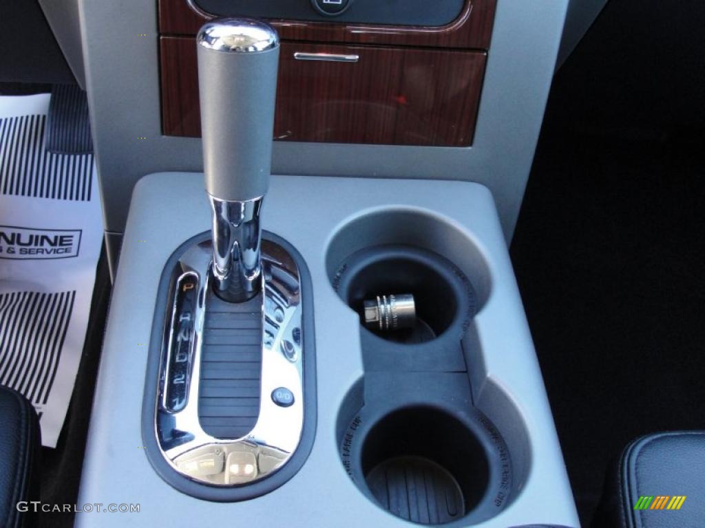 2007 F150 Lariat SuperCrew - Black / Black photo #42