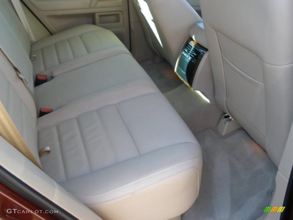Pure Beige Interior 2008 Volkswagen Touareg 2 V8 Photo #41455943