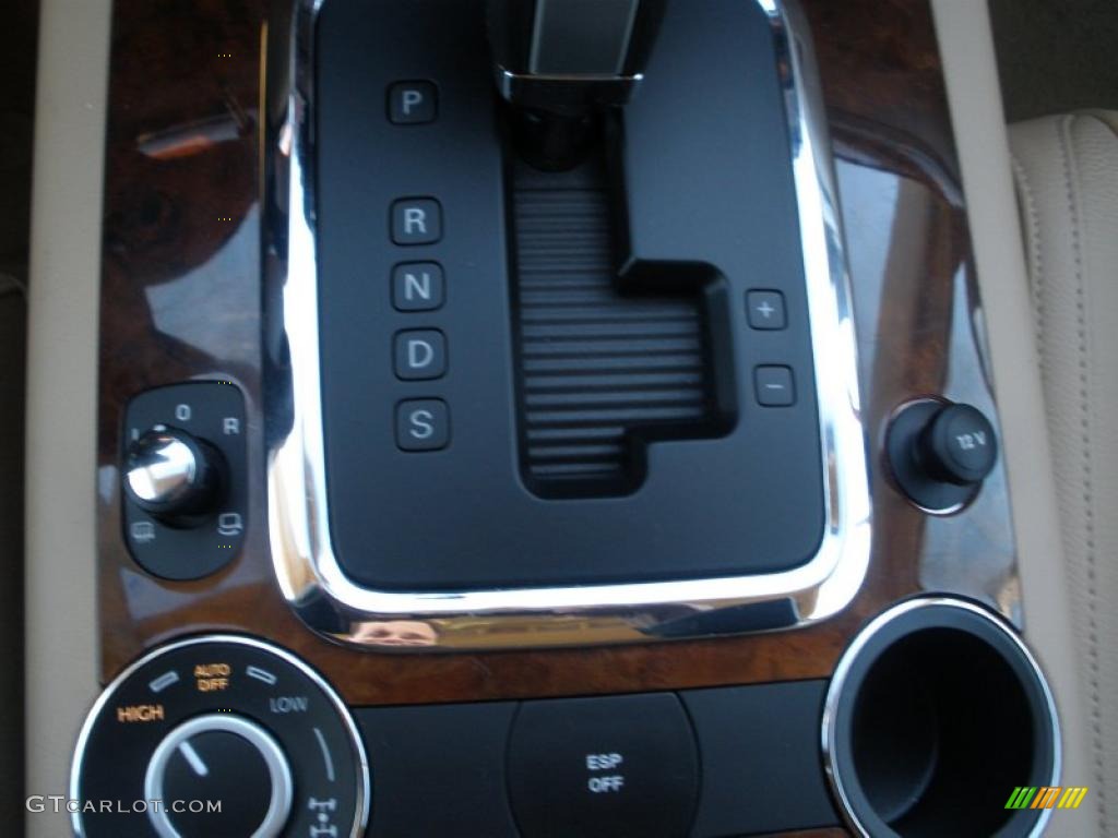 2008 Volkswagen Touareg 2 V8 6 Speed Tiptronic Automatic Transmission Photo #41456015
