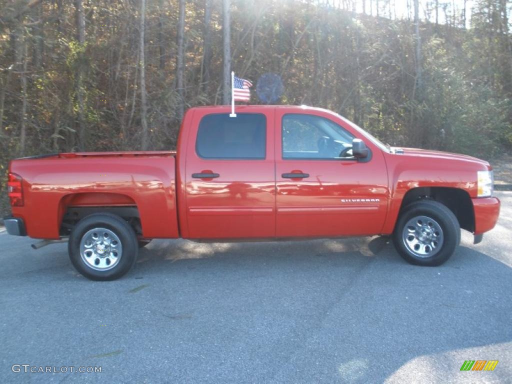 2010 Silverado 1500 LT Crew Cab - Victory Red / Ebony photo #2