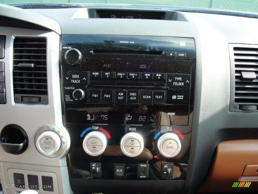 2007 Toyota Tundra Limited CrewMax 4x4 Controls Photo #41456215