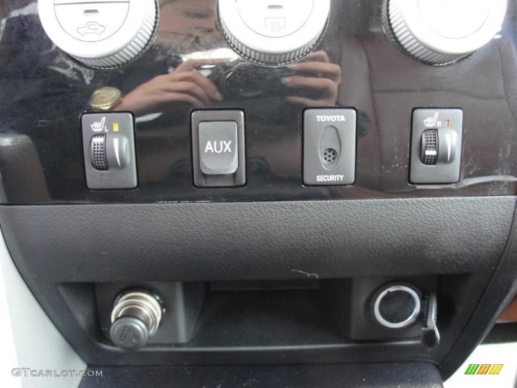 2007 Toyota Tundra Limited CrewMax 4x4 Controls Photo #41456271