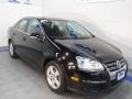 Black Uni - Jetta SE Sedan Photo No. 1