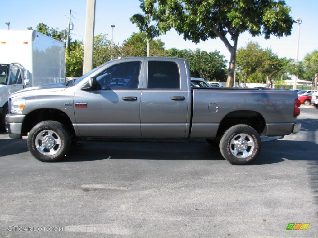 2007 Ram 2500 ST Quad Cab 4x4 - Mineral Gray Metallic / Medium Slate Gray photo #7