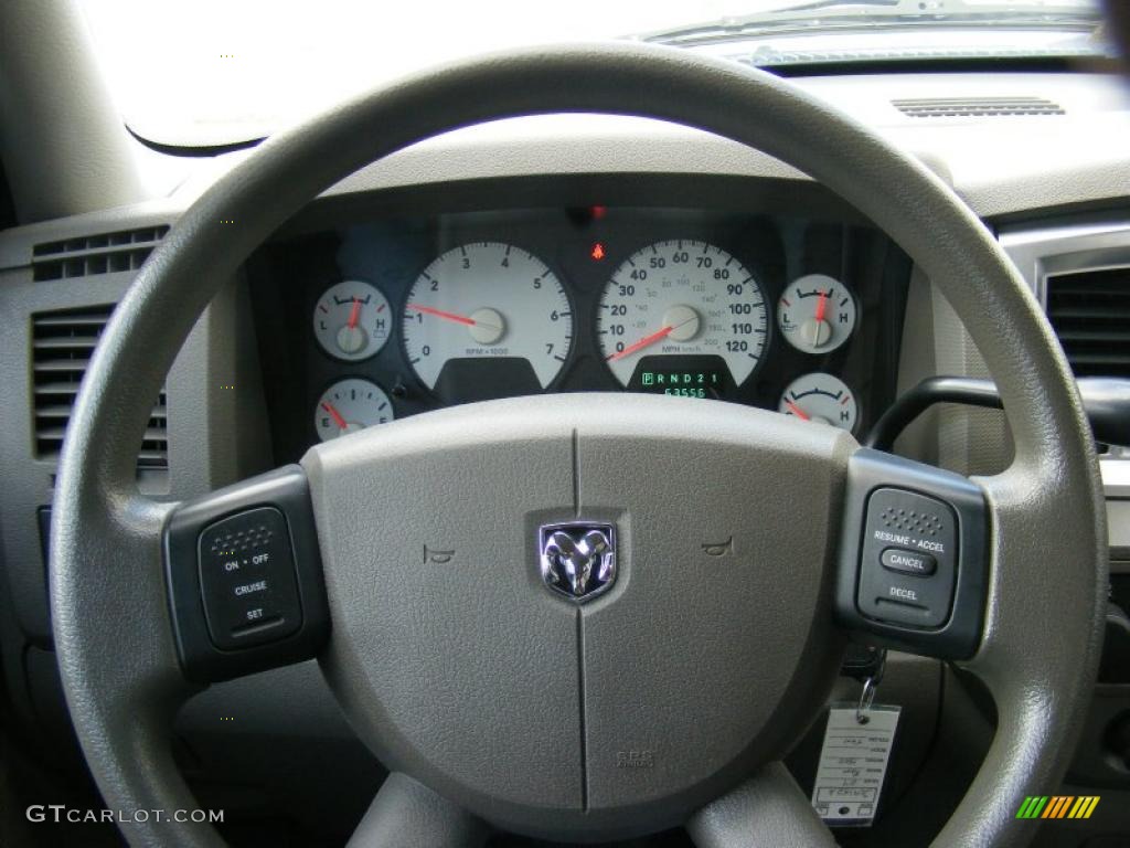 2007 Dodge Ram 1500 SLT Regular Cab 4x4 Khaki Beige Steering Wheel Photo #41457935