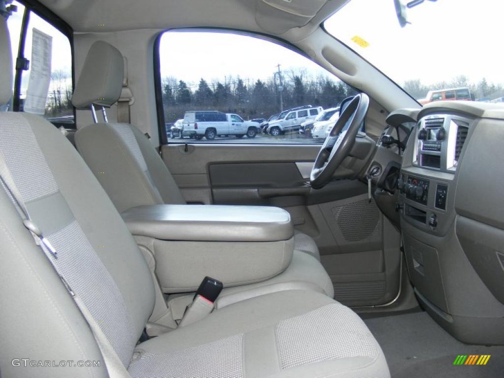 Khaki Beige Interior 2007 Dodge Ram 1500 SLT Regular Cab 4x4 Photo #41458092