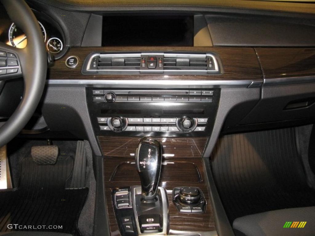 2011 BMW 7 Series 750Li xDrive Sedan Controls Photo #41461774