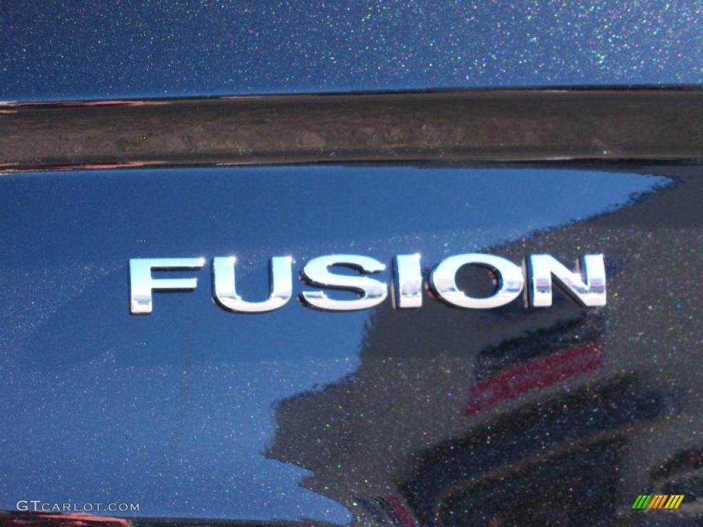 2011 Fusion SE - Tuxedo Black Metallic / Charcoal Black photo #4