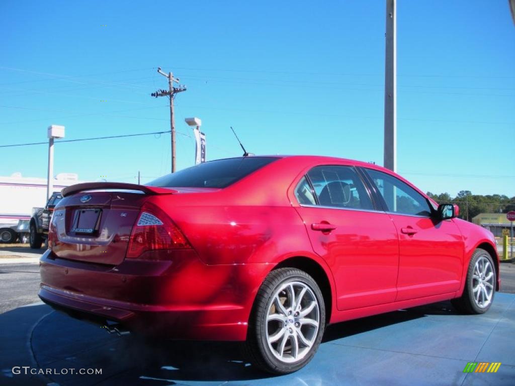 2011 Fusion SE - Red Candy Metallic / Charcoal Black photo #3