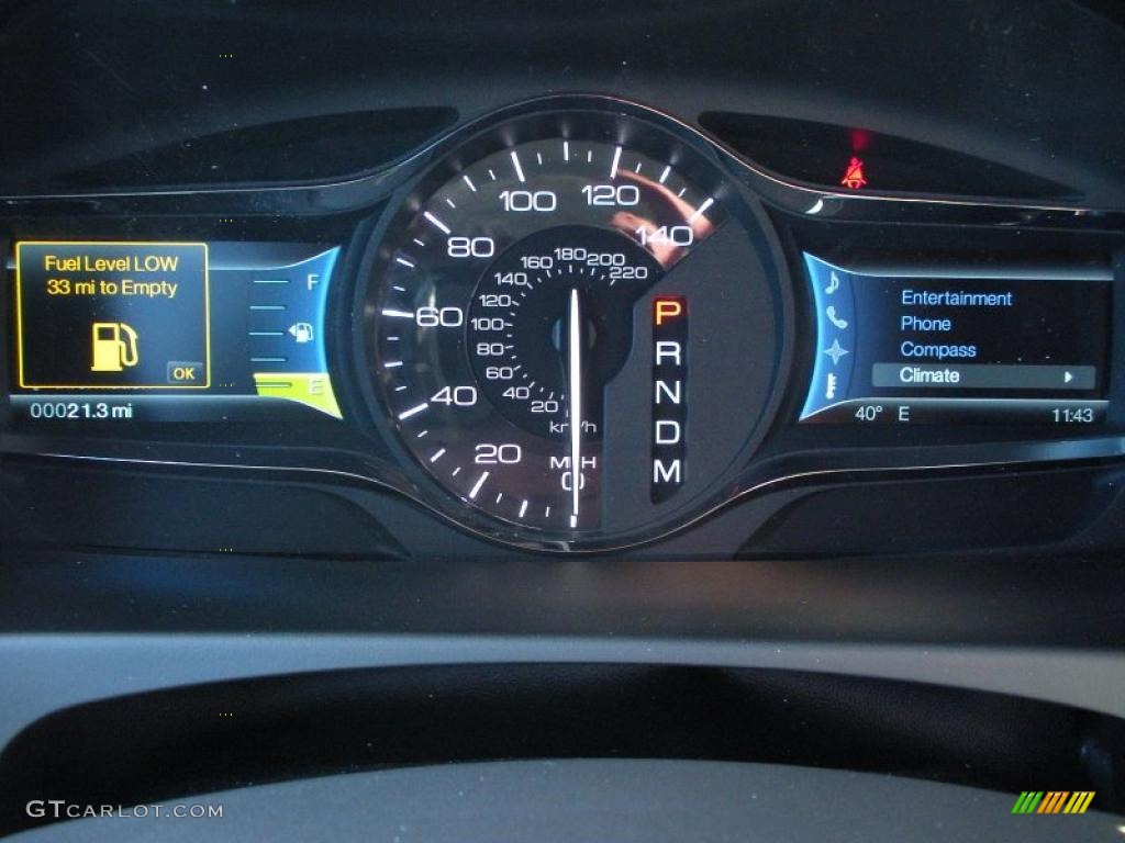 2011 Lincoln MKX FWD Gauges Photo #41462578