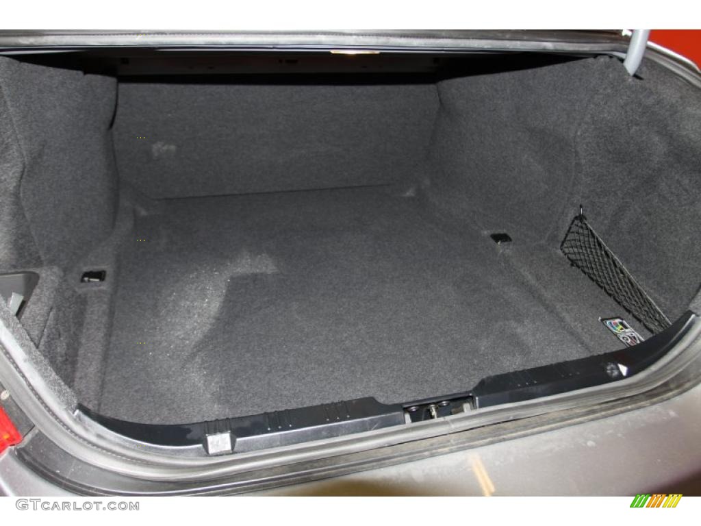 2007 BMW M5 Sedan Trunk Photo #41462698