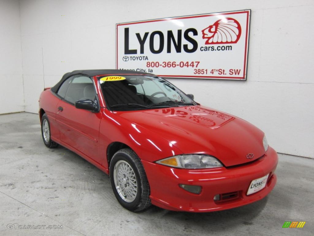 1999 Cavalier Z24 Convertible - Bright Red / Graphite photo #18